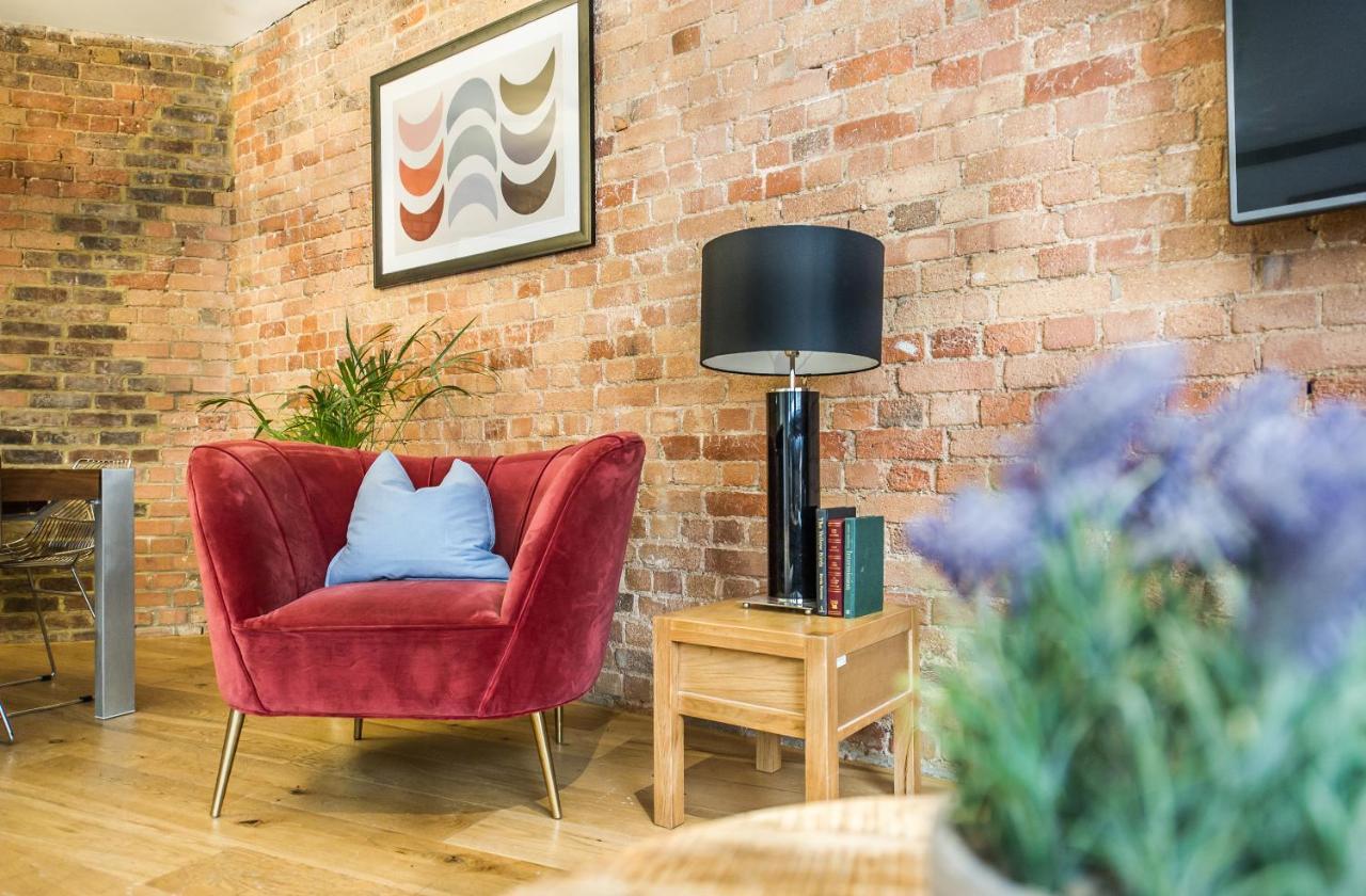 The Hay Stables - Stones Throw To Oxford Street Apartment Лондон Екстериор снимка